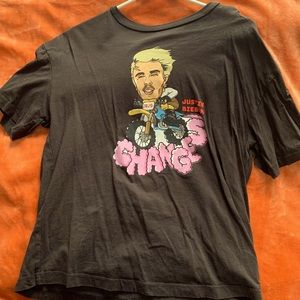 🦊justin bieber changes t-shirt🍁